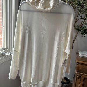 NWT Nordstrom Caslon M Long Sleeve Cowl Neck Cream Split Hem Top Long